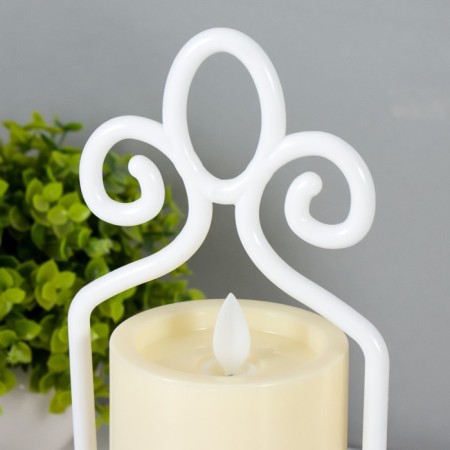 Spinker "candle on the candlestick" LED from batteries 3haaa white 11x11x25 cm Risalux-3