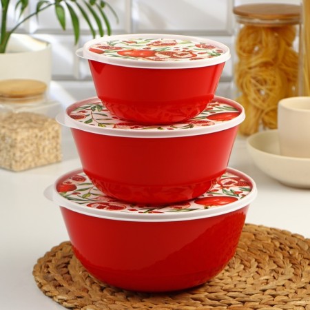 A set of bowls with a grenade lid, 3 pcs: 1 l, 2 l, 3 l, red color