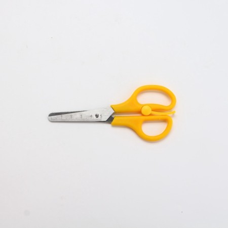 Baby scissors 13 cm, safe, with a fixer "Study at 5+"-2