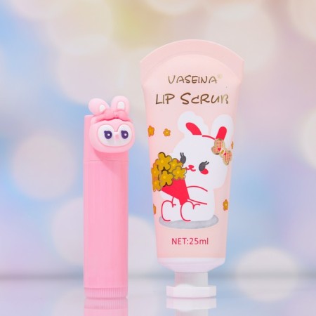 Strawberry set: lip scrub and lip petroleum jelly