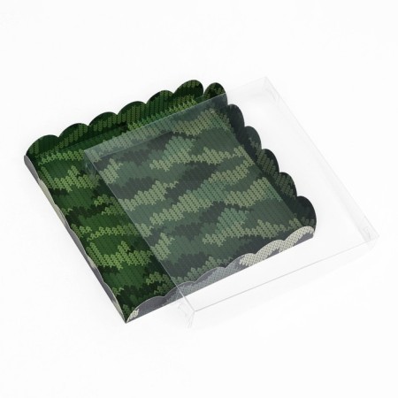 Cookie box, "green camouflage" 21 x 21 x 3-3