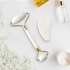 Set of massager guasha for the face of the 