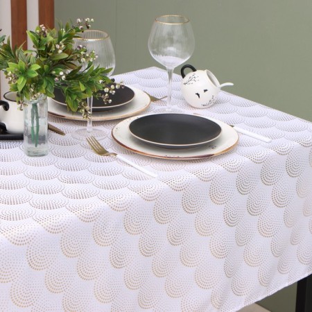 Ethel tablecloth with embossing 140*220 ± 5 cm, 100% p/e, 120g/m2-1
