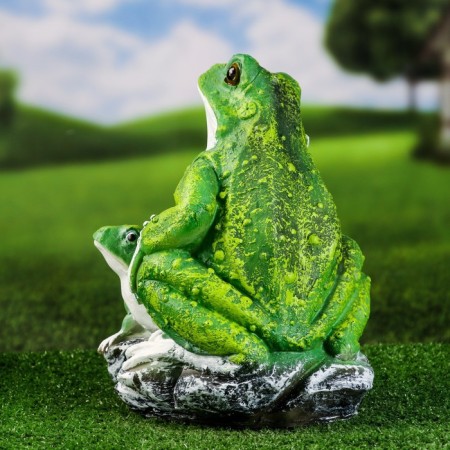 Garden figure "Frog with a frog" 30x22cm-2