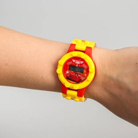 Watch of wrist-on-leg, wheelbarrow, with strap-designer-2