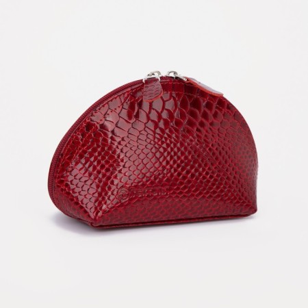 Cosmetic bag at the lightning textura, the color is red