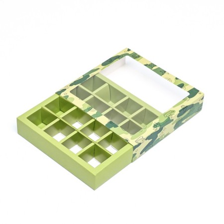 Box for 16 sweets, "camouflage" 17.7 x 17.7 x 3.8 cm-3