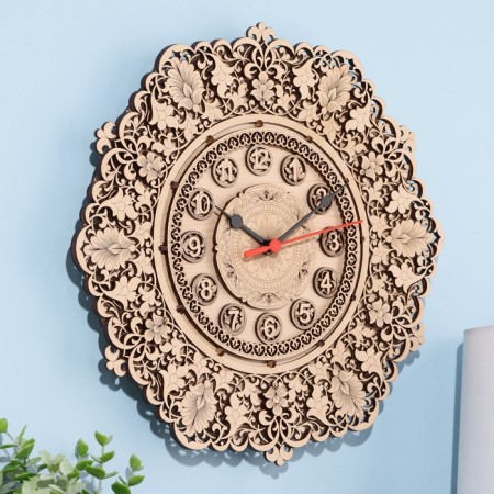 Watch "Pattern", 30 × 30 × 3 cm, birch bark-1