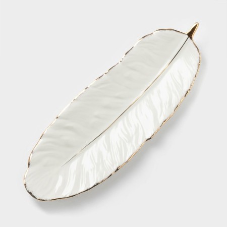 Ceramic serving dish "Rapsodia. Sheet ", 36 × 12 × 4 cm, white color