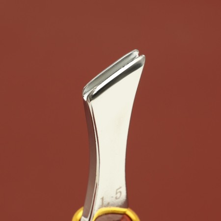 Cruser for marking on the skin, 15.5 × 2.5 cm, step = 1.5 mm-5
