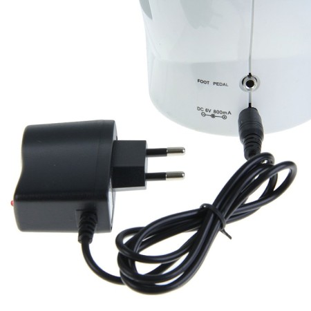 Sewing machine Luazon LSH-02, 5 W, compact, 4XAA or 220 V, white-7