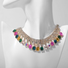 The necklace 