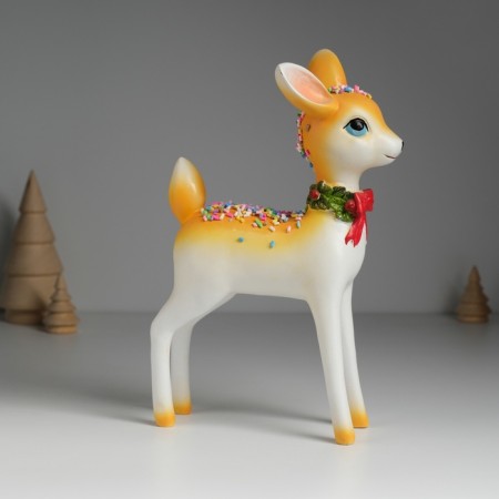 Polystone souvenir "Deer with sprinkling in the New Year's wreath" 14.5x8.5x22 cm-2