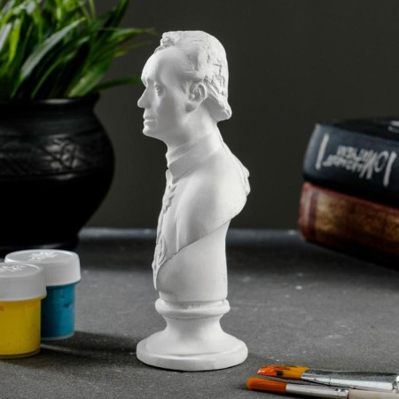 Bust "Suvorov" 13x10x5cm-1