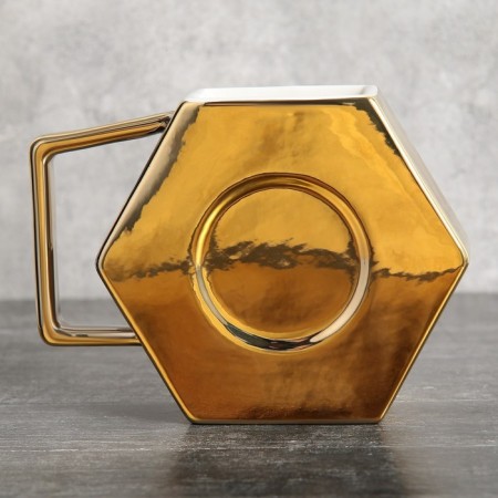 Ceramic Golden Hood mug, 550 ml, golden color-3