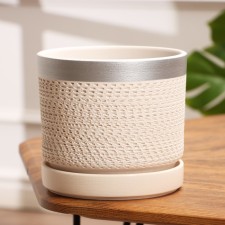 Flower pot 