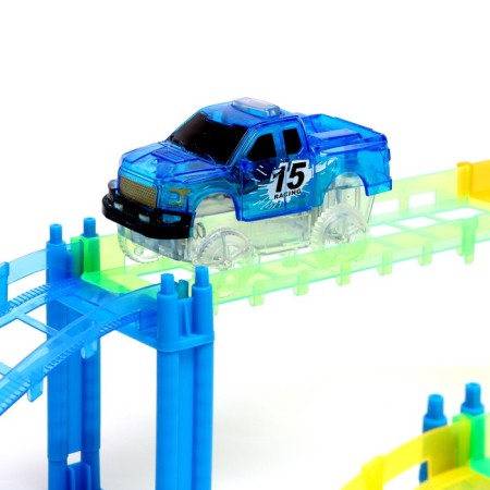 The Flash Track Auto Track, with 2 cars, 1006 cm, works from batteries-1
