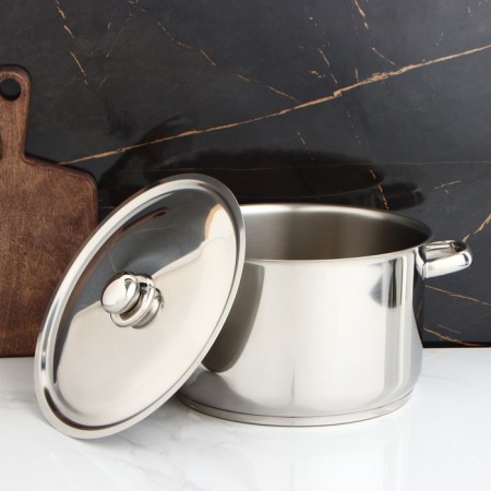 Cloudy pan “Profi”, 10 l, d = 28 cm, metal cover, with a heat distribution layer, the capsule bottom-2