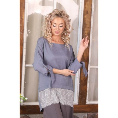 Female blouse, size 42-3