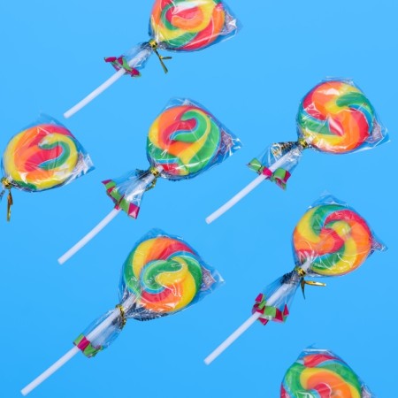 Caramel on the stick "Lizunets circle" 17 g-3