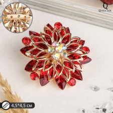 Brooch 