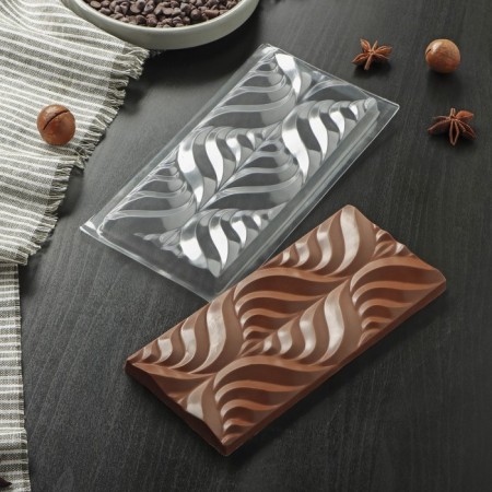 Form for chocolate and sweets "feathers", 18 × 8 cm, transparent color