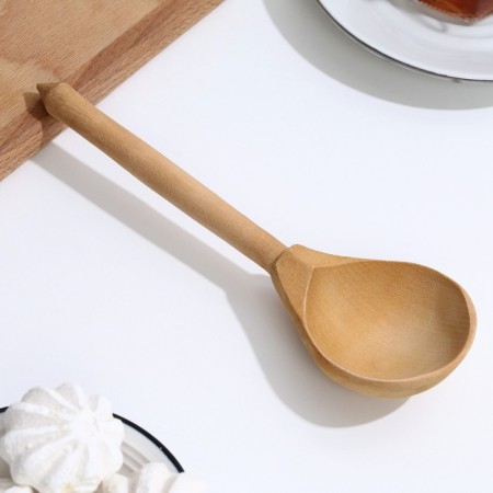 Spoon half -bastard, boiled, maple color