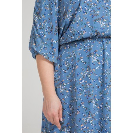 Women's dress, size 50-8