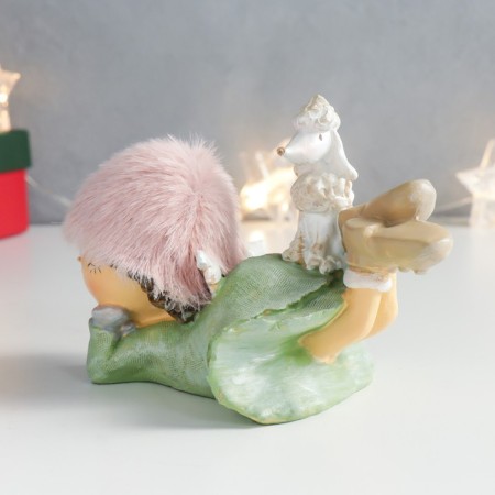 Polystone souvenir "Girl in a fluffy pink hat lies with a poodle on her back" 13.5x9x9 cm-3