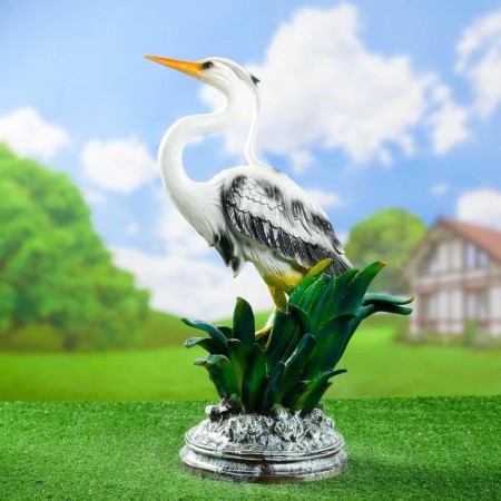 Garden figure "Central Hood" 30x25x52cm-1