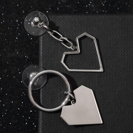 Earrings Metal "Heart" graphics, color silver-1