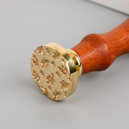 Printing for wax with a wooden handle "Flower" 9x2.5x2.5 cm-3
