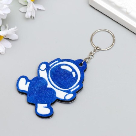 EVA keychain "Cosmonaut with heart" 4.7x6.5 cm-1