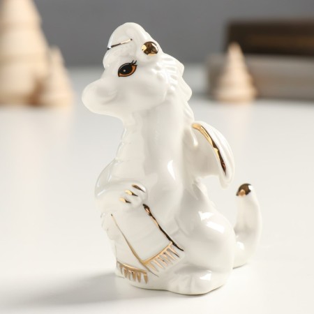 Souvenir Ceramics "Dragon in the New Year's cap" with a white-gold 5x7x9.5 cm-1