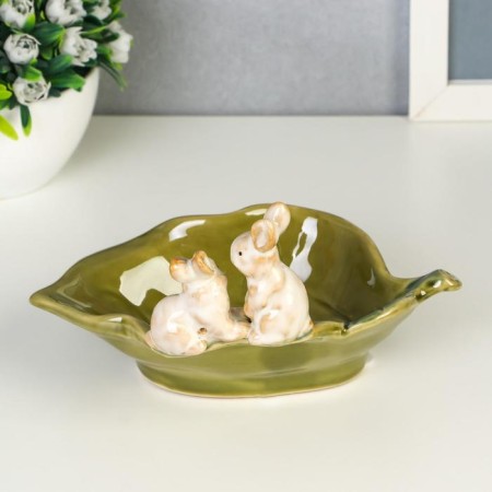 Souvenir Ceramics stand "Zaychat on a leaf" 10x17.5x11 cm-4