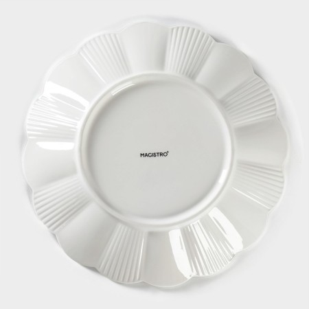 Porcelain dining plate Magistro "Chamomile", D = 24 cm, white color-3