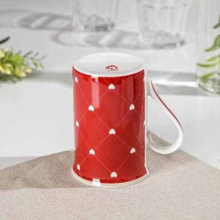 Porcelain share mug "Heart", 300 ml, red color-3