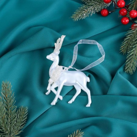 Jewelry decoration "Greatness of the Brill" 9x12.5 cm, white