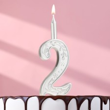 Candle for the Silver Pattern cake, number 