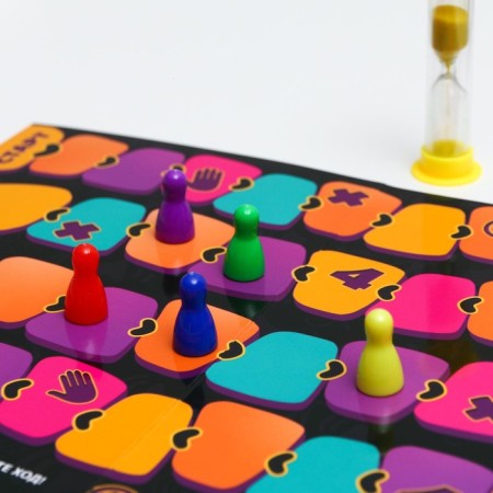 Board game to explain the words “Try to explain”, 100 cards, 18+-2