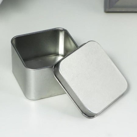 Casket Metal "Silver Square" 6x6x4 cm-1