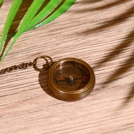 Compass on a chain 5.5 cm-1