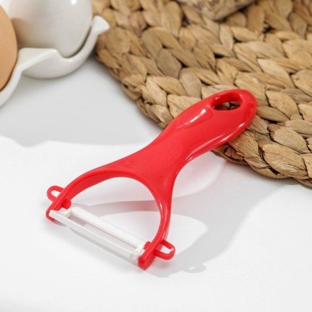 Vegetable cleaning ceramic share "Solnechny", 13 cm, color mix