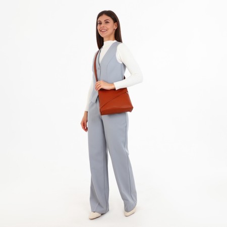 Bag Cross-Bodi with a zipper, the color is red-6