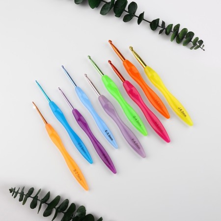 A set of hooks for knitting, d = 2-6 mm, 17 cm, 9 pcs, color colorful color-1