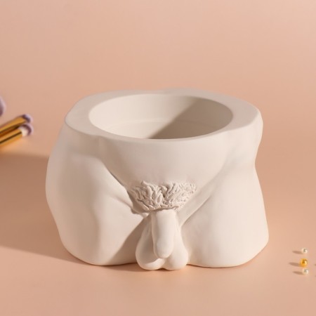 Interior item "Dignity" height 10 cm, width 17 cm white-2