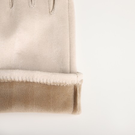 Gloves are female, dimensionless, without insulation, milk color-3