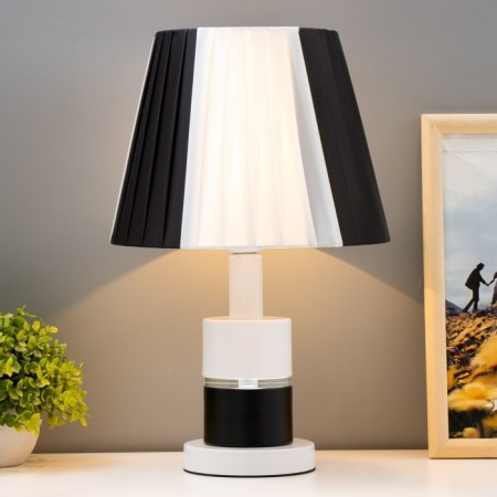 Aurika E27 40W Belo-Black 25x25x41 cm Risalux-1