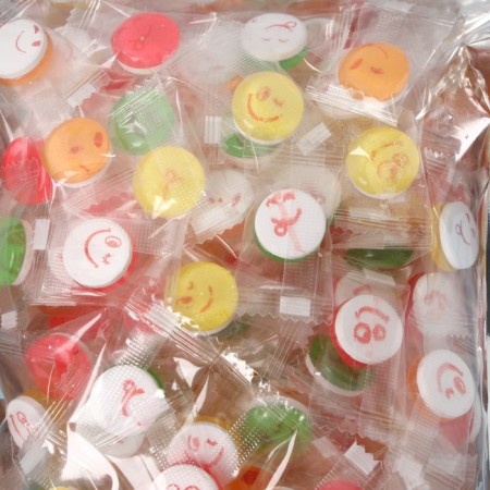 Caramel Lollipop "Askorbinka with an emoticon" (lemon, strawberries, apple, stake), 500 g-3