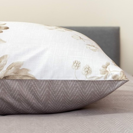 Euro set: blanket, sheet, pillowcase, size 200x220 cm, 230x250 cm, 50x70 cm - 2 pcs-3